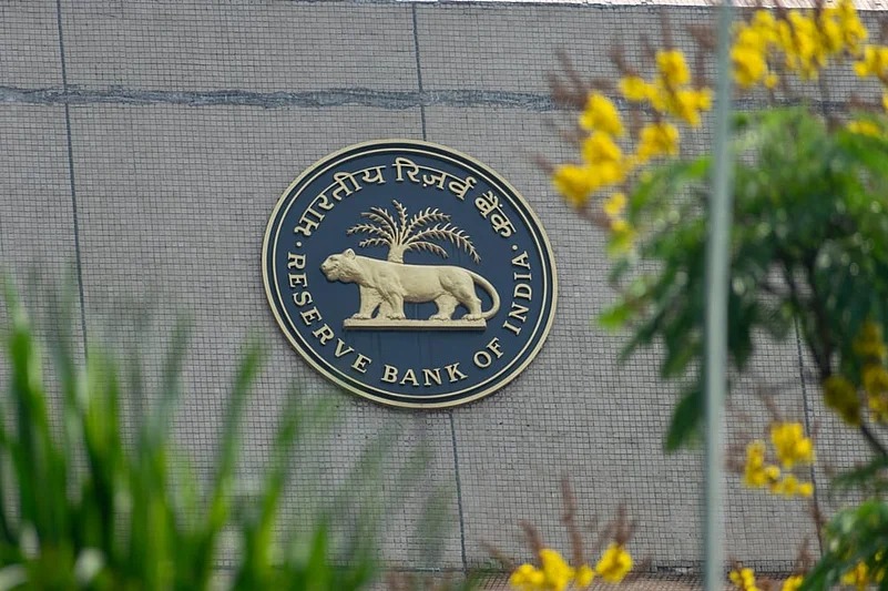 RBI: रिज़र्व बैंक का बड़ा कदम; महाराष्ट्र के एक को-ऑपरेटिव बैंक पर पाबंदियां लगाई गईं—RBI ने यह कदम क्यों उठाया?