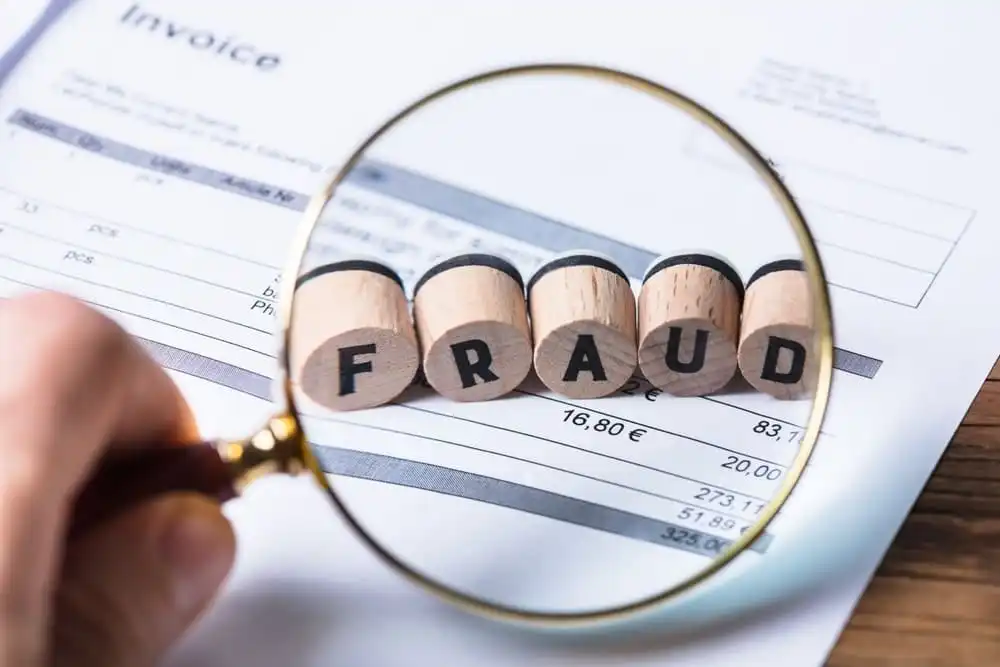 Crime News: A Nalasopara man received a Facebook friend request from a ‘Russian’ woman; she charmed him with sweet talk and swindled him out of seven lakh rupees in one fell swoop.